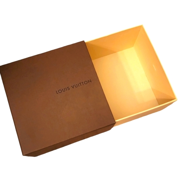 Louis Vuitton Rigid Authentic Box - Picture 1 of 4